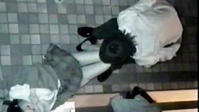 Lust bruna brunette med pornofilm med ældre damer saftige bryster knullet af en fyr