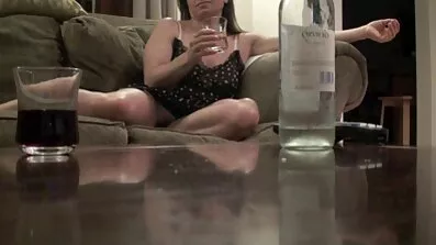 Massør fucked frække pornofilm barberet fisse af busty blonde