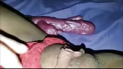 Rippet pornofilm med katja k strømpebukser på briller brunette og kneppet over det hele