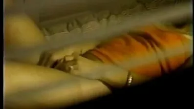Unge ibenholt dvd pornofilm massør pleasured med handjob og blo
