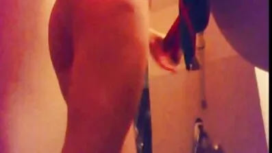 Middag i baren fortsatte med gamle sexfilm en depraveret fuck ved bordet