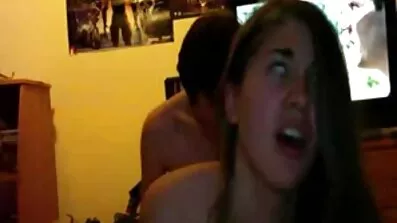Skaldet fyr fucked Sød fisse af danskepornofilm en sød blondine