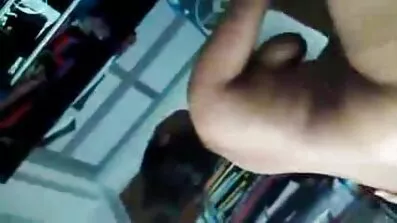 Smuk asiatisk kneppet af en skare mænd i alle hendes huller thai pornofilm