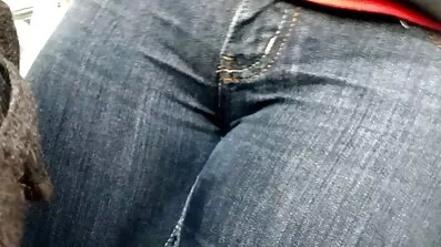 Han tilbød køn til en gratis pornofilm på nettet rødhåret passager og gav hende sin pik til at sutte