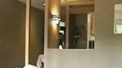 Hår titted gamle danske pornofilm Rødhåret kneppet af to mandlige haner