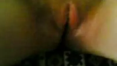 Mistresses kærtegner hinanden med engelsk sexfilm velplejede ben og bliver busted