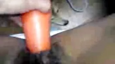 Saftig gamle pornofilm brunette i strømper hooked til anal køn